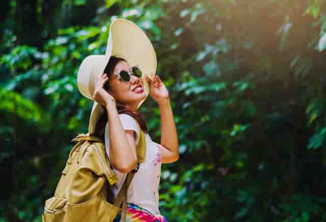 时尚潮流风衣搭配技巧(时尚潮流男装搭配方法技巧)