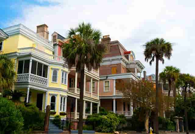 冬日时尚卫衣穿搭技巧(卫衣怎么穿搭比较时尚)