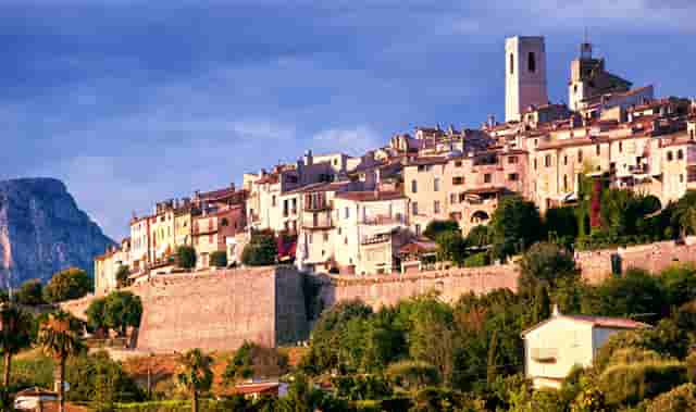 华为过得好吗(苹果和华为哪个好)